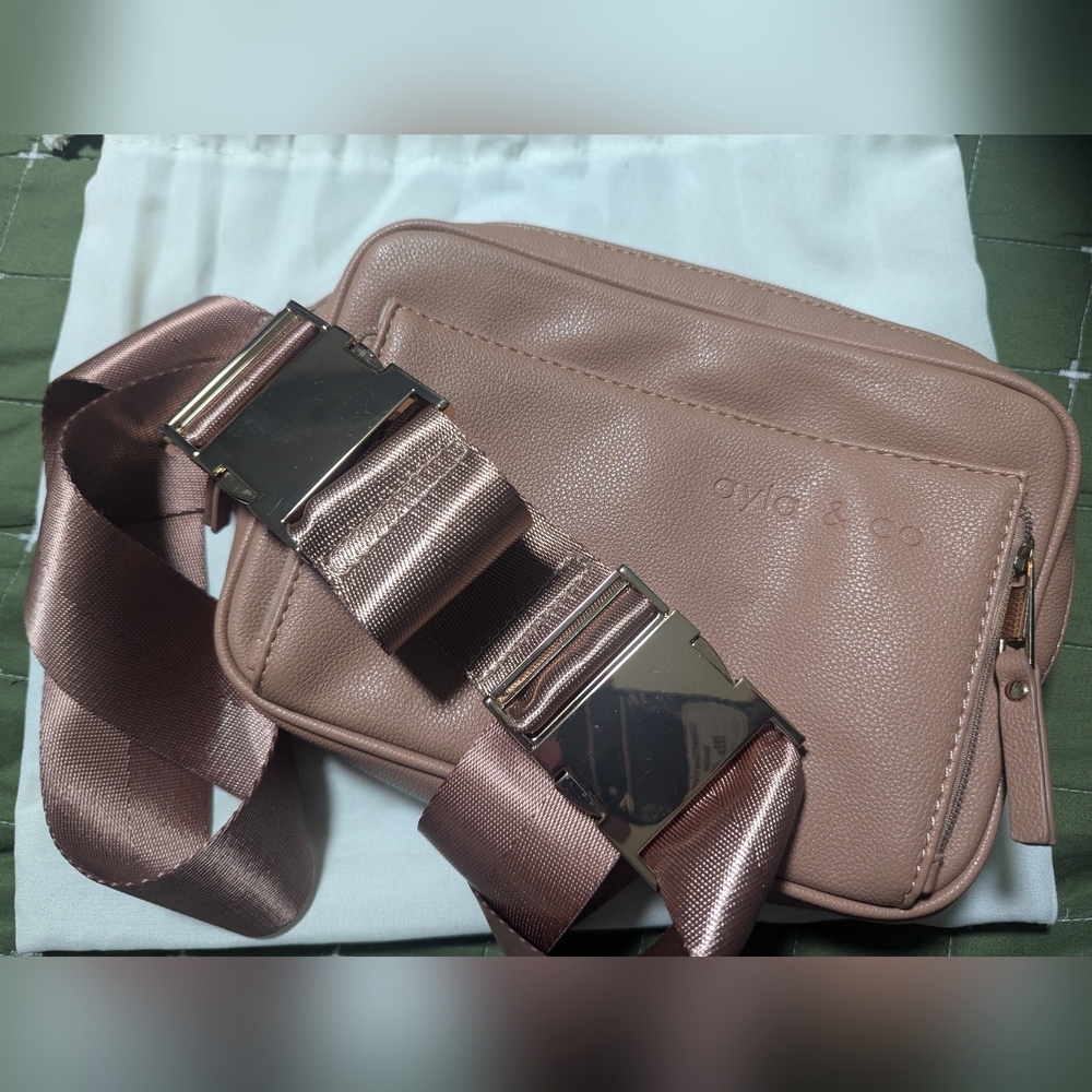 Ayla&Co fanny pack